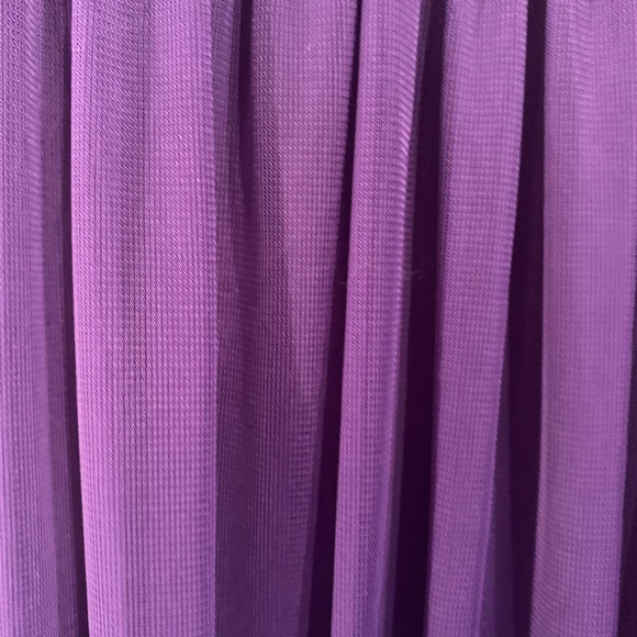 David's Bridal Purple Long Dress One-Shoulder Style #F17063 - . NWT - Size 6 - Picture 9 of 17